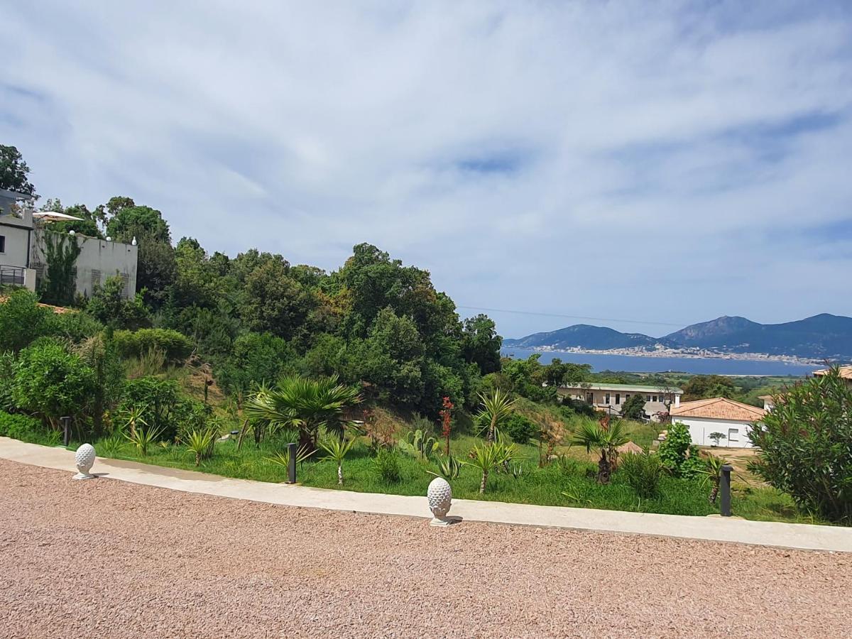 Appartement F2 Avec Terrasse De 35 M2 Bomorto - Porticcio 波尔蒂乔 外观 照片